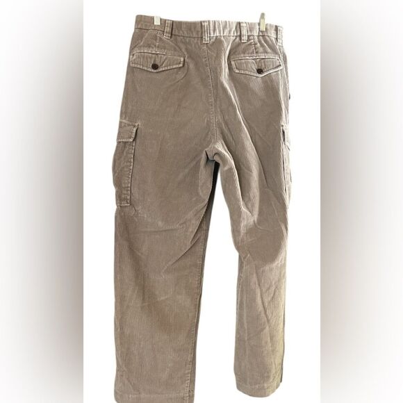 L.L Bean men’s corduroy cargo pants
 Sz 38-30 - Picture 10 of 16